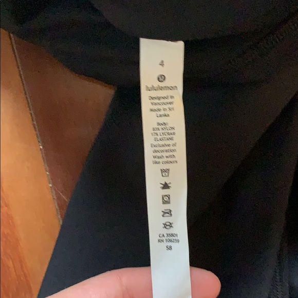 NWOT Lululemon Fast and Free High Rise Tight 19” - Picture 4 of 4